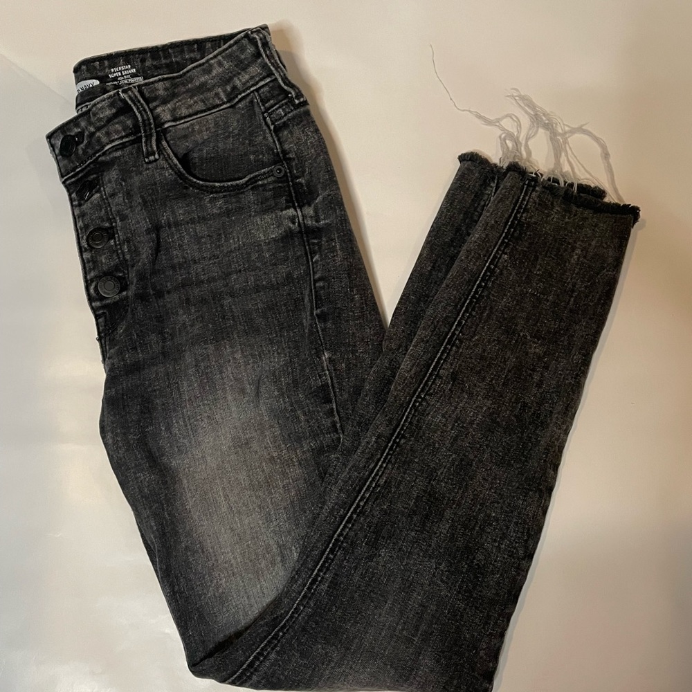 OLD NAVY Rockstar skinny jeans- Size 4